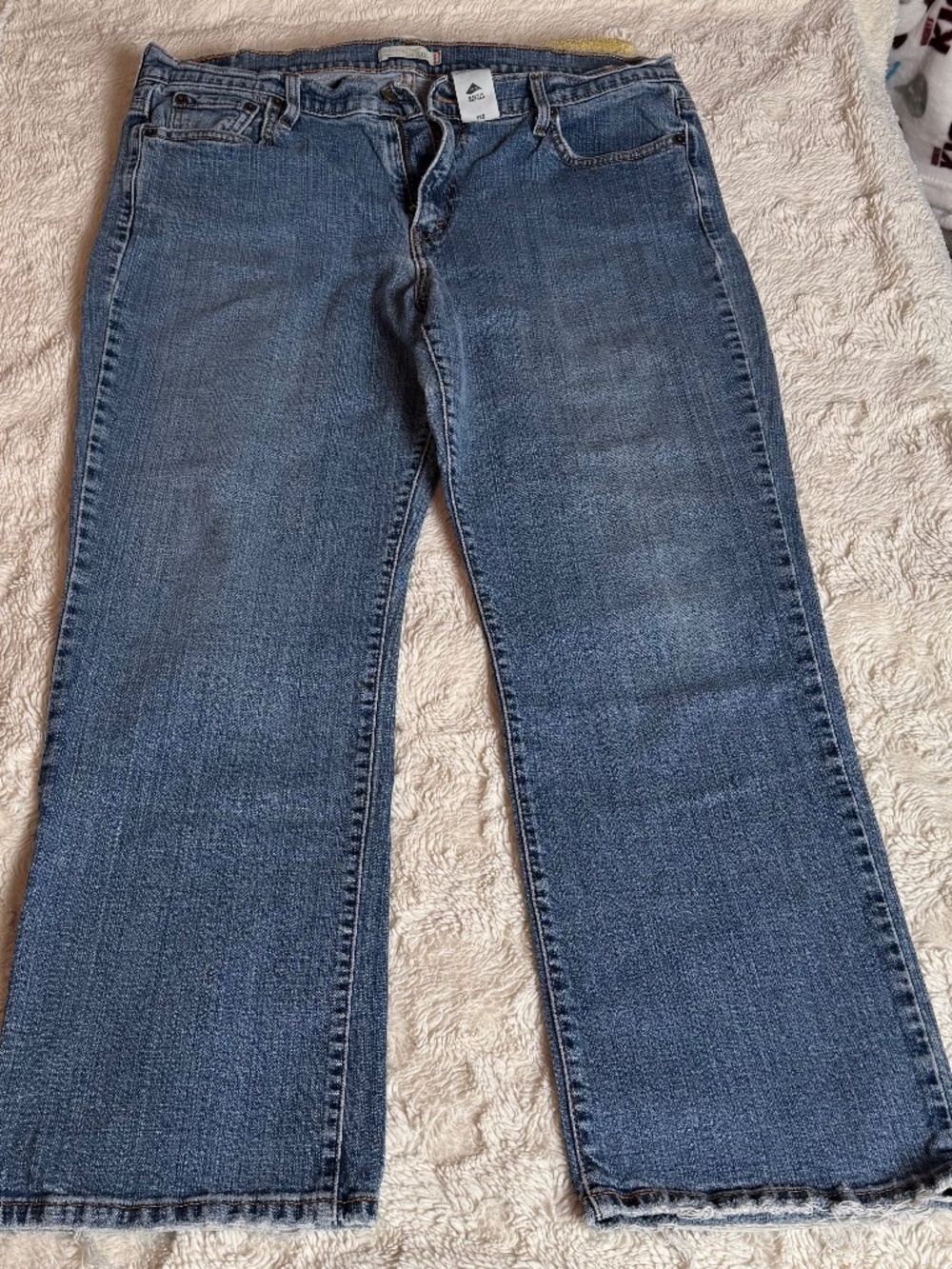 Levi’s 505 Boot Cut Jeans Women’s Light Wash Classic Denim Frayed Hem